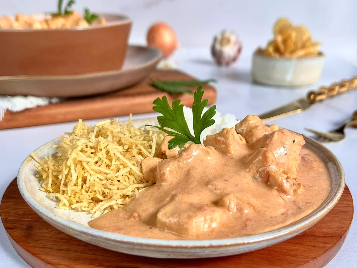 Estrogonofe Cremoso de Frango com Arroz